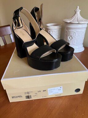 MICHAEL Michael Kors Tara Platform Sandals Black Leather Size 8M
